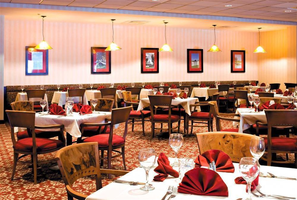 Quality Inn Lexington -Horse Park Restaurant billede