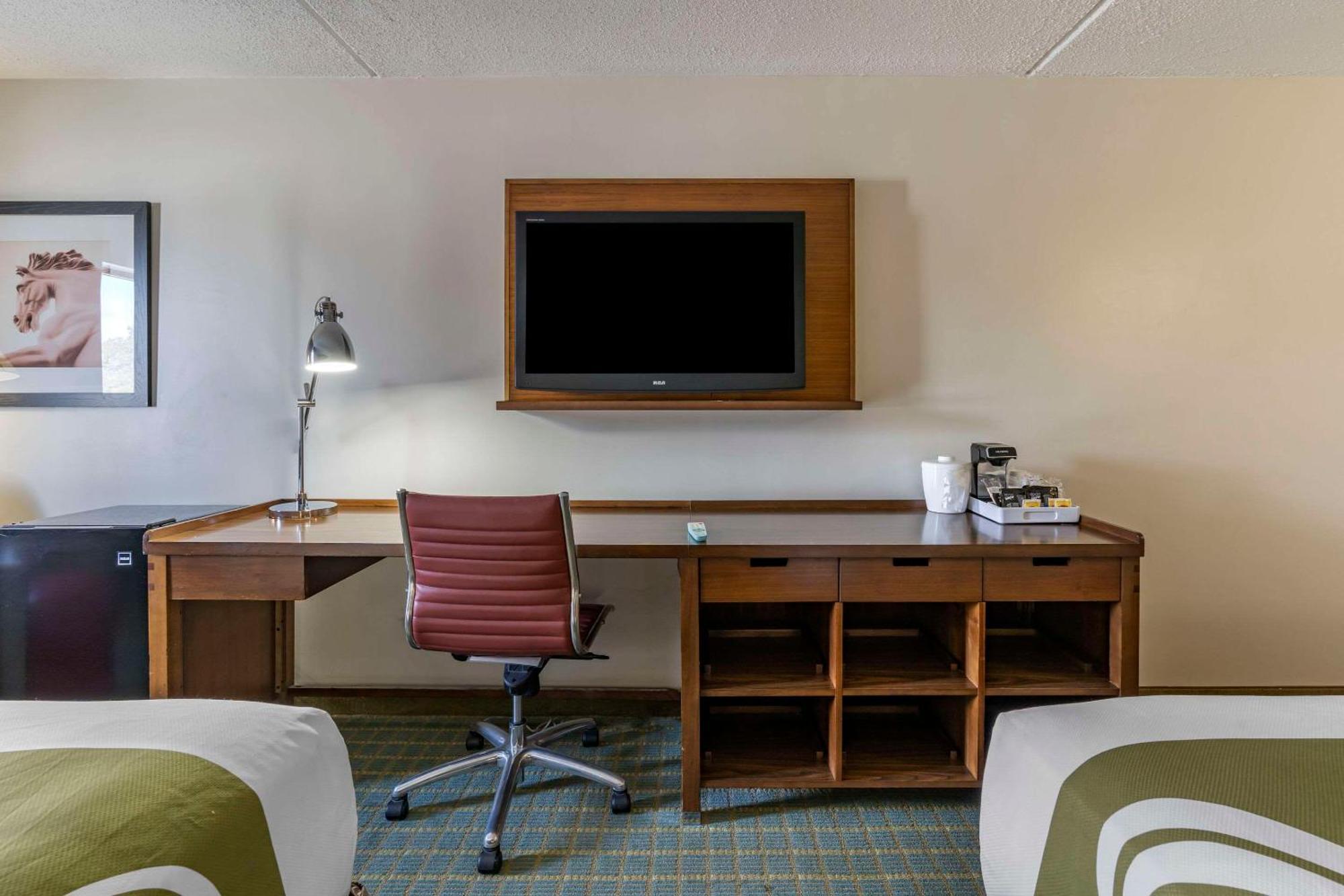 Quality Inn Lexington -Horse Park Eksteriør billede